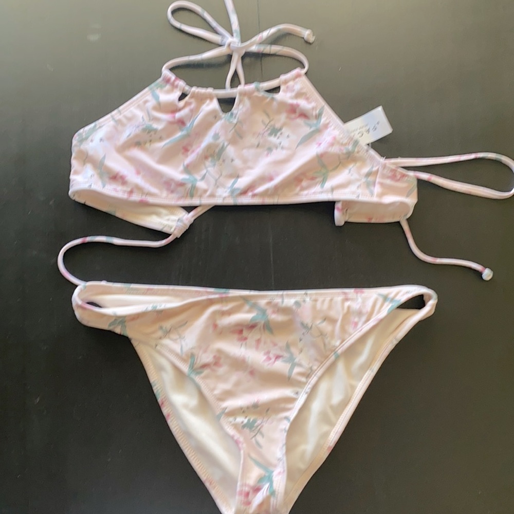 PAC sun 2 piece swimsuit. Large with tags